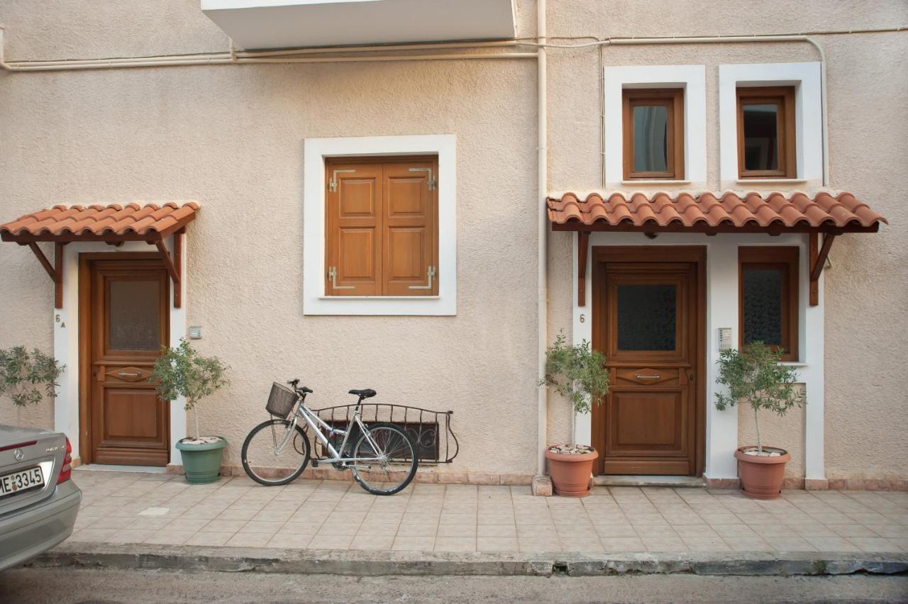 Athina Apartment Delphi Exteriör bild